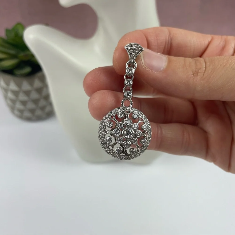 Judith Ripka Silver 925 Diamonique Diamond CZ Cubic Zirconia Circle Pendant - Picture 2 of 6